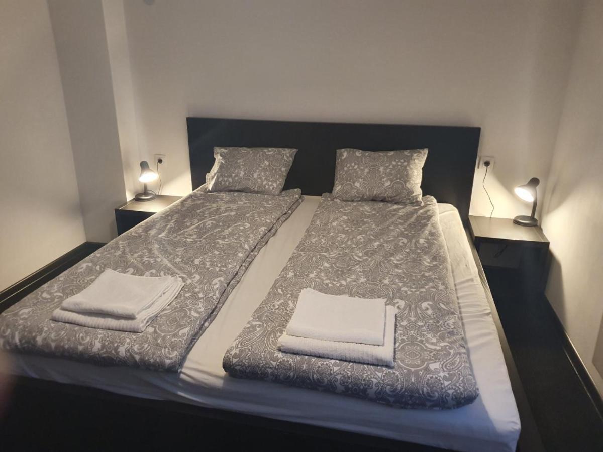The White Apartment At The Ski Bansko Exterior foto